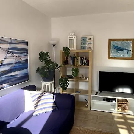 Orange House, Surf&yoga Holiday home *