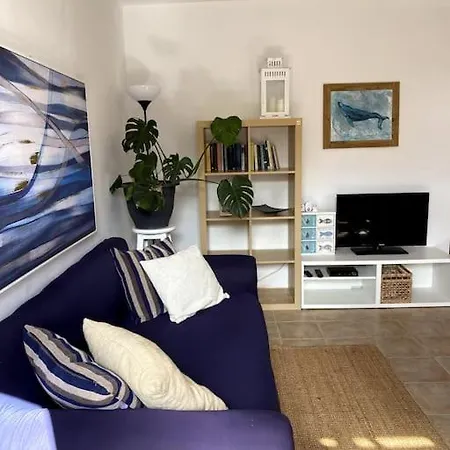 Orange House, Surf&yoga Holiday home